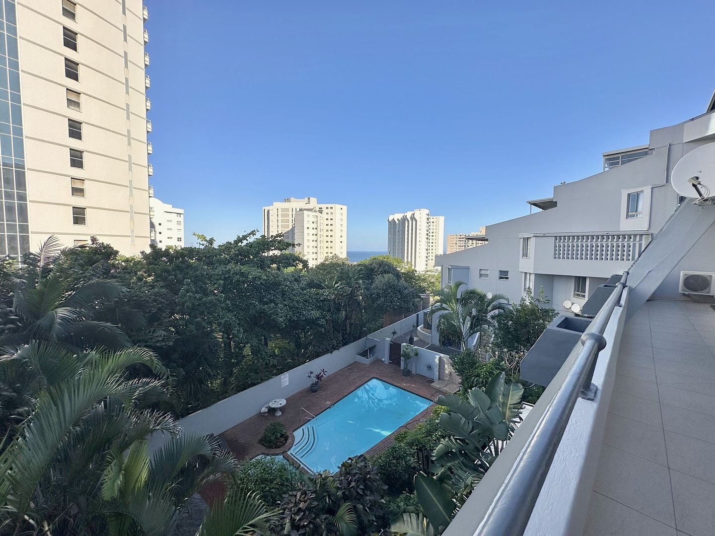 Live the View! Love the Lifestyle!