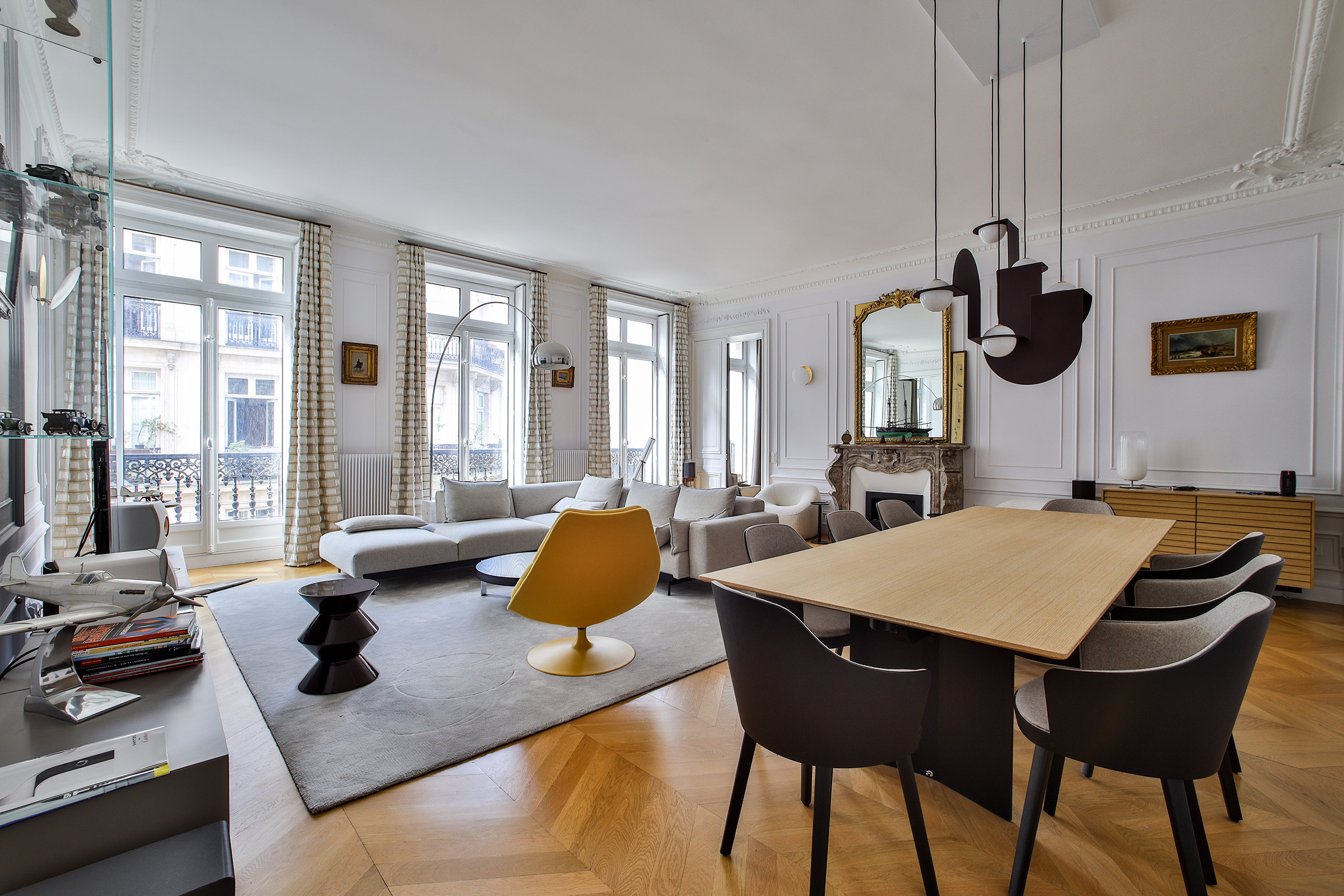 Paris IX – Rougemont - Appartement familial rénové aux volumes exceptionnels
