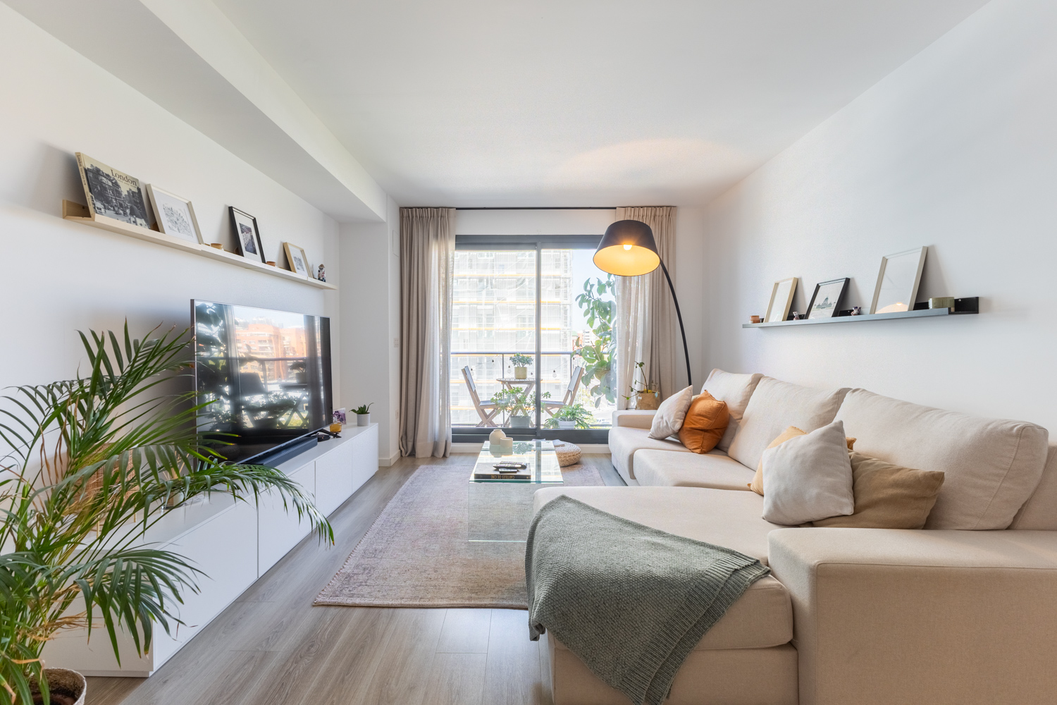 Apartment for rent, Avenida Maestro Rodrigo