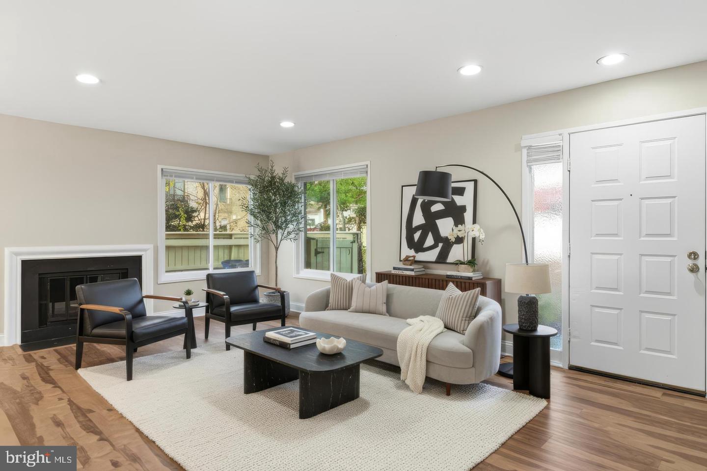 For Lease in Montgomery Village