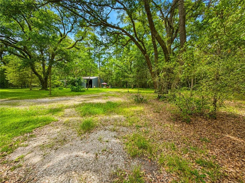 Live, Work & Create on 2.08 Private Acres