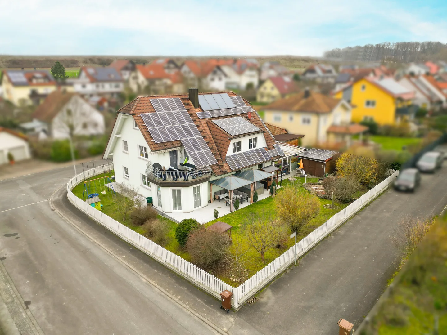 Energieeffizienzklasse A+ - Zweifamilienhaus in Kist