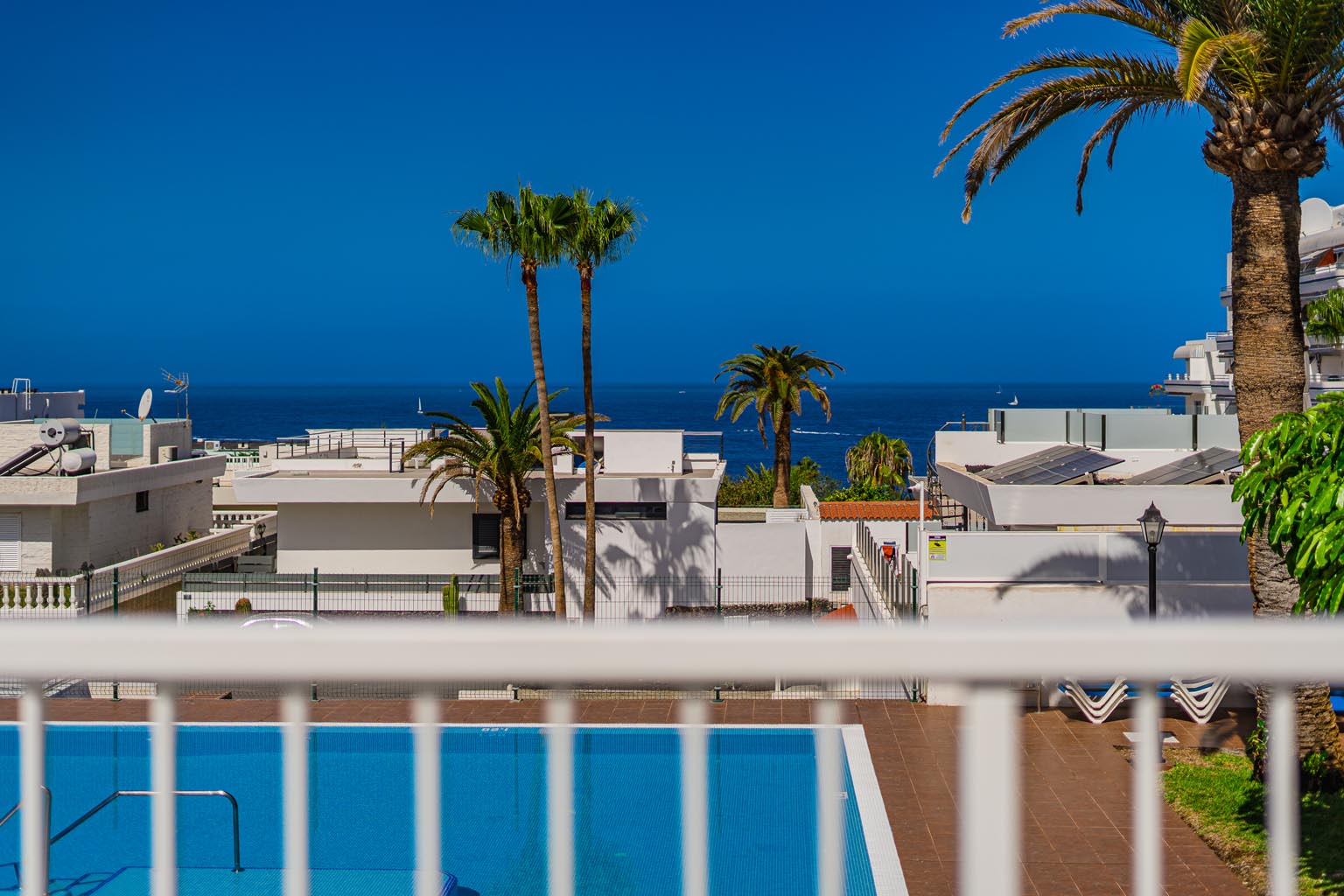 Apartment with stunning sea views in the heart of San Eugenio