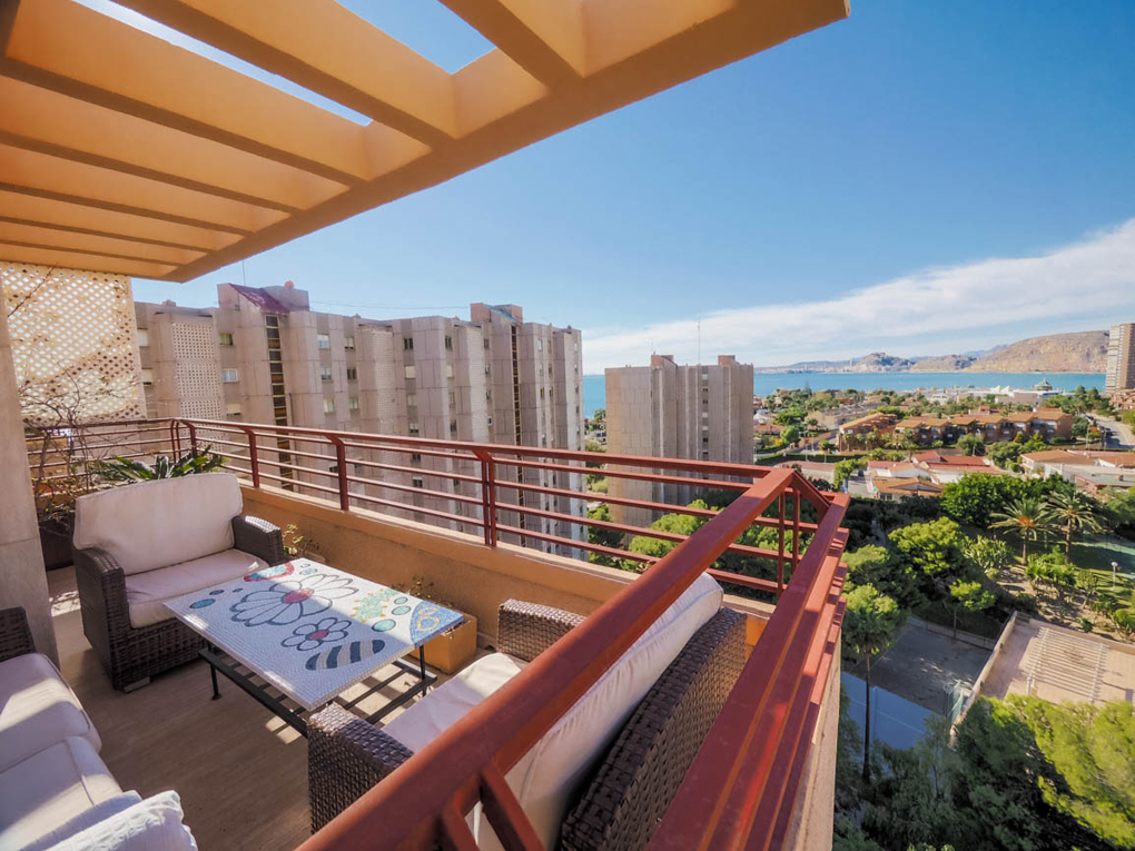 Fantastic Penthouse with Dreamlike Views