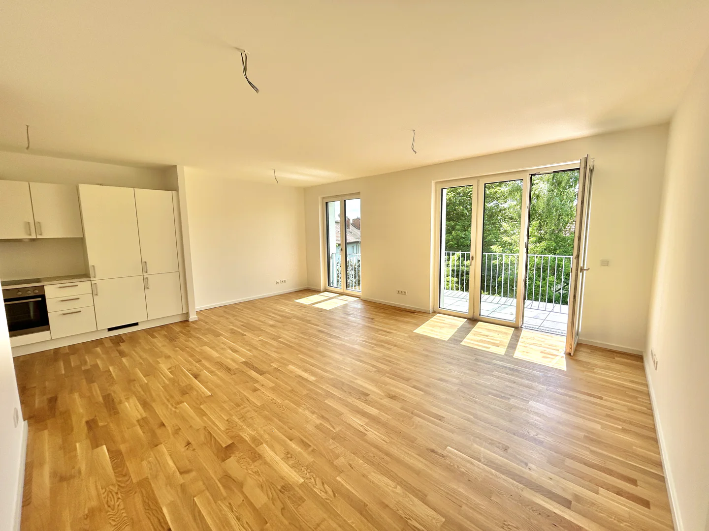 Lichtdurchflutet & Modern: Neubauwohnung mit Balkon & Aufzug - Foto 2