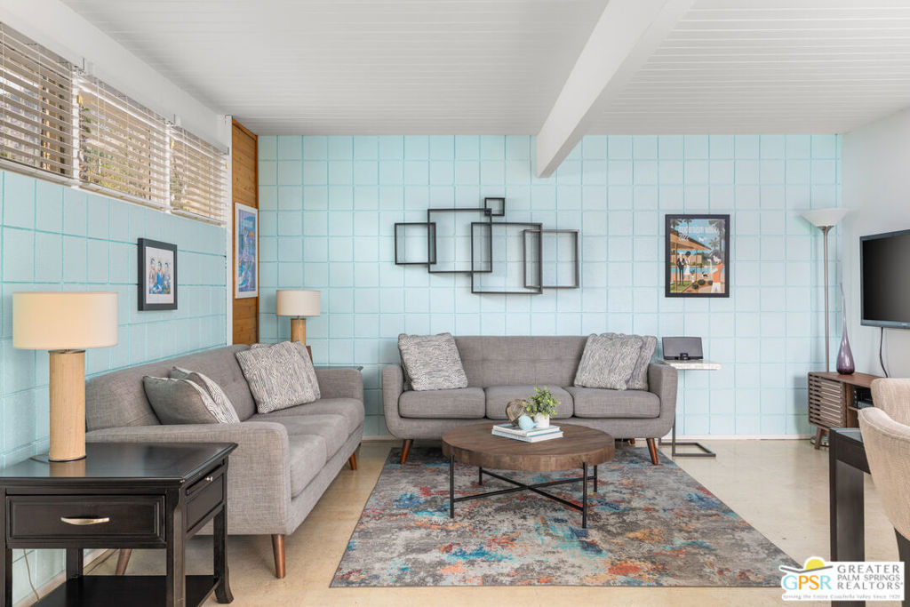 Welcome to your perfect Palm Springs getaway!