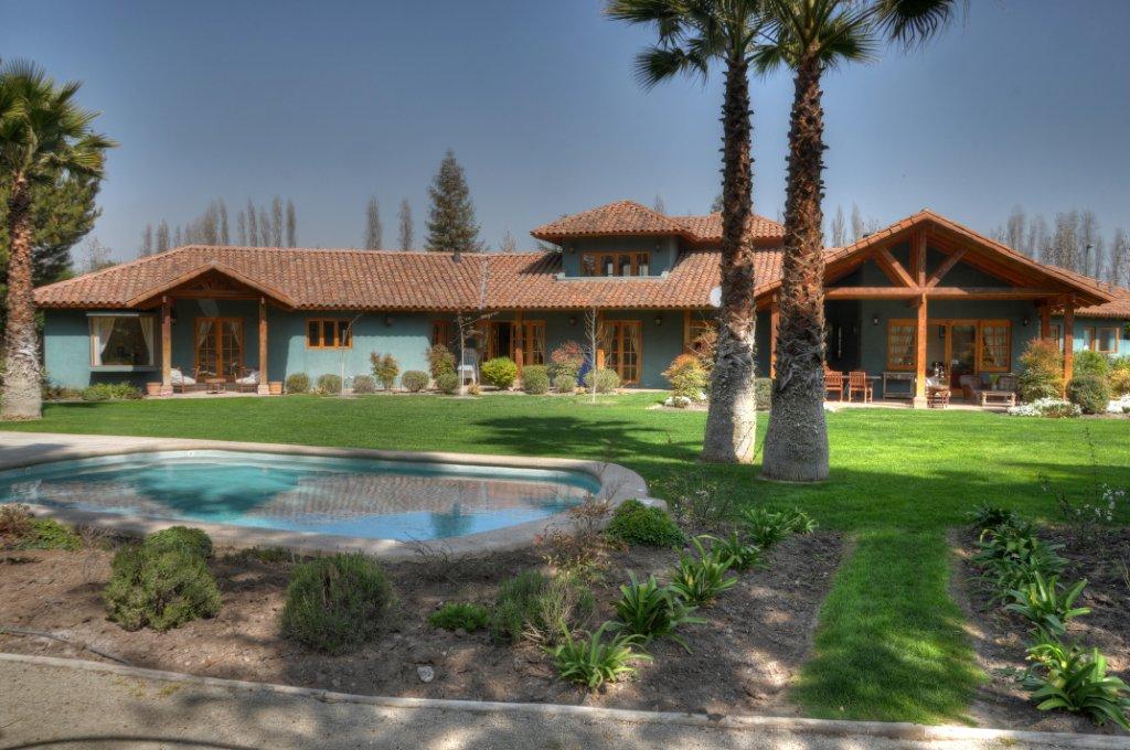 Casa Chilena con lindo jardín