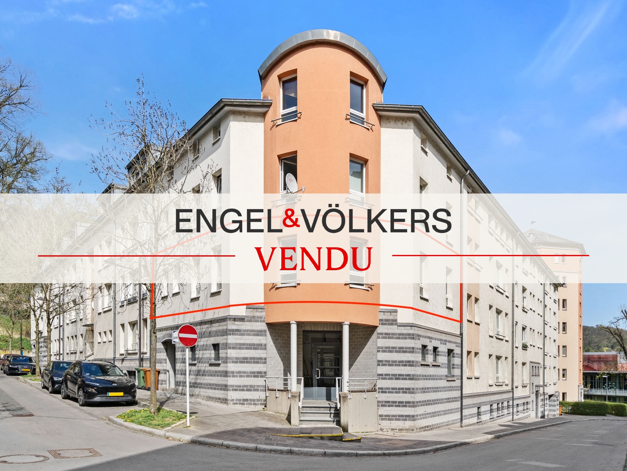 Renovated 2-Bedroom Apartment in Eich: Bright and Centrally Located