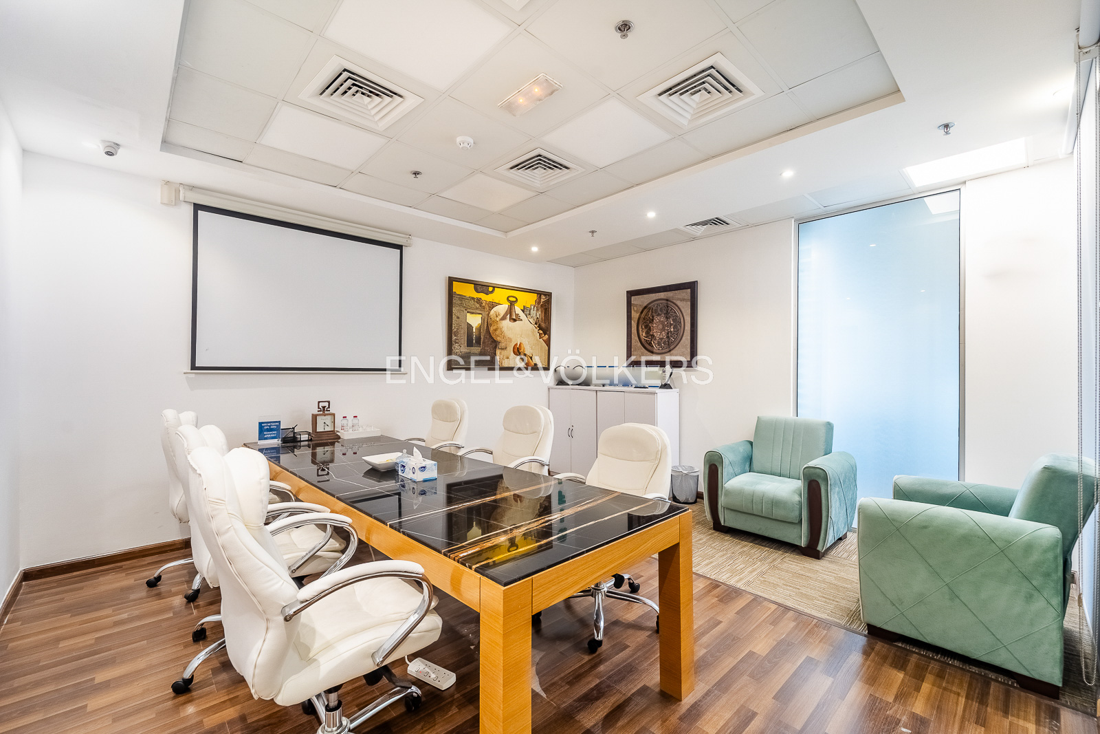 Fitted I Vacant I Conference Room Ready