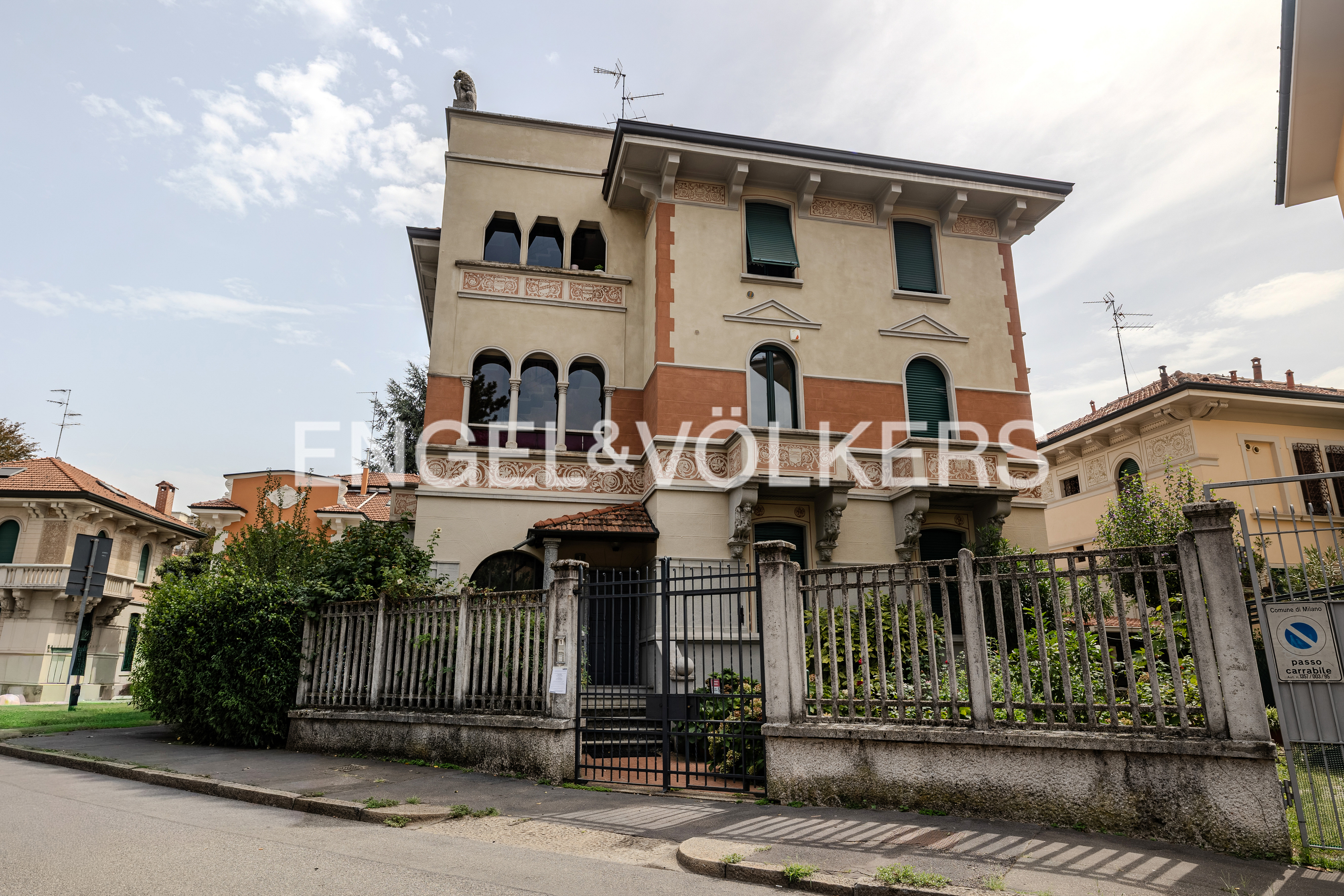 Vintage charm and exquisite details in the Maggiolina area