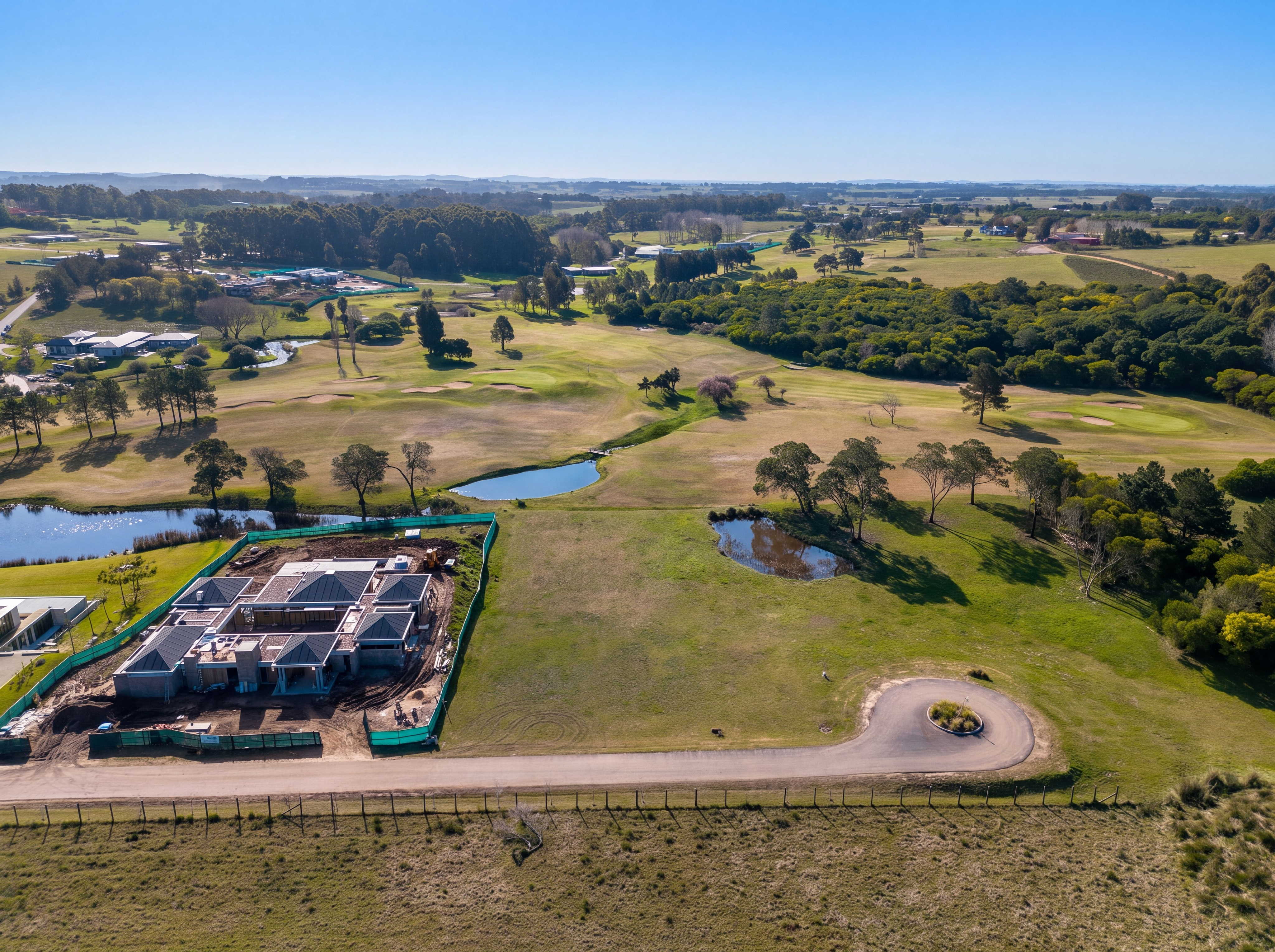 Exclusive plot in Pueblo Mio Golf