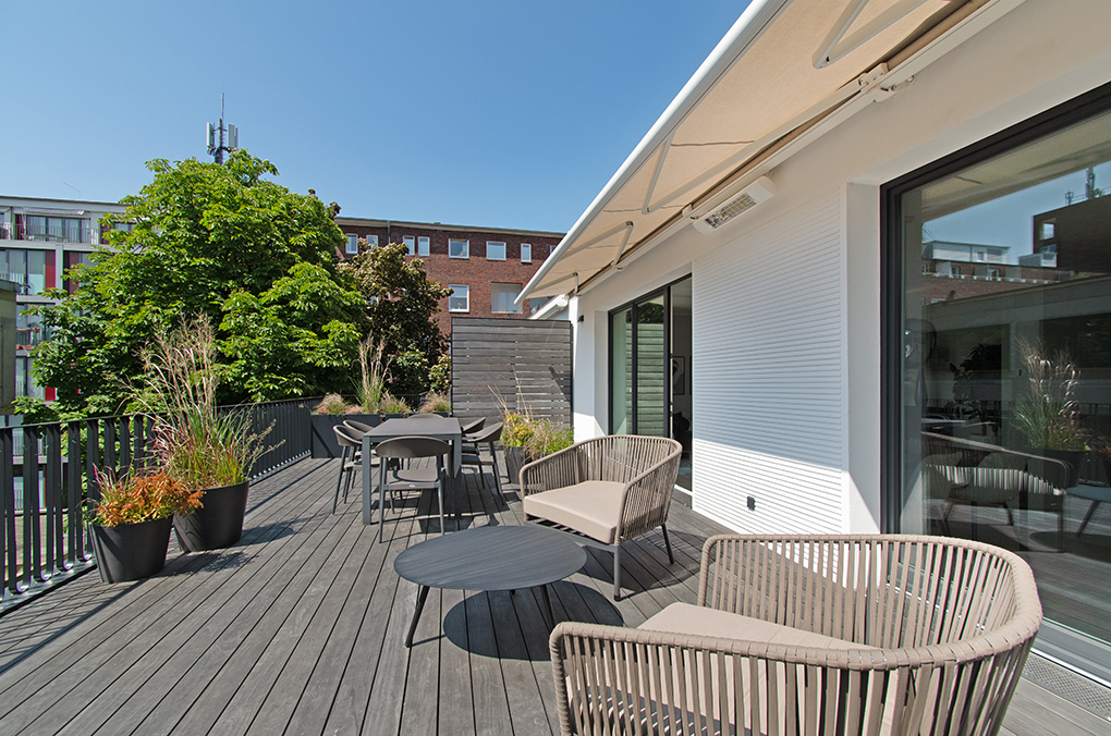 Rooftop terrace in the city!