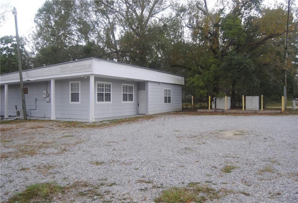 Unique Property with so much Potential!