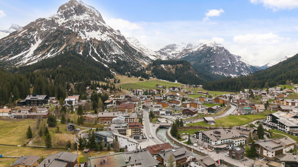 Repräsentative Verkaufsfläche im Herzen von Lech