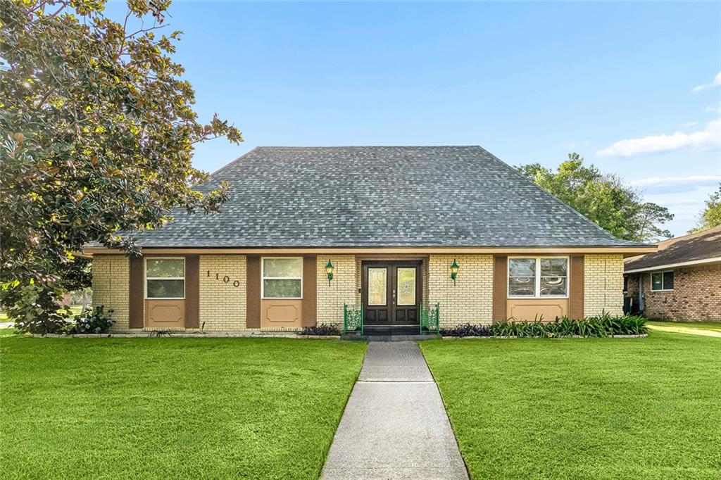 New Roof & Spacious Corner Lot in Prime Location!