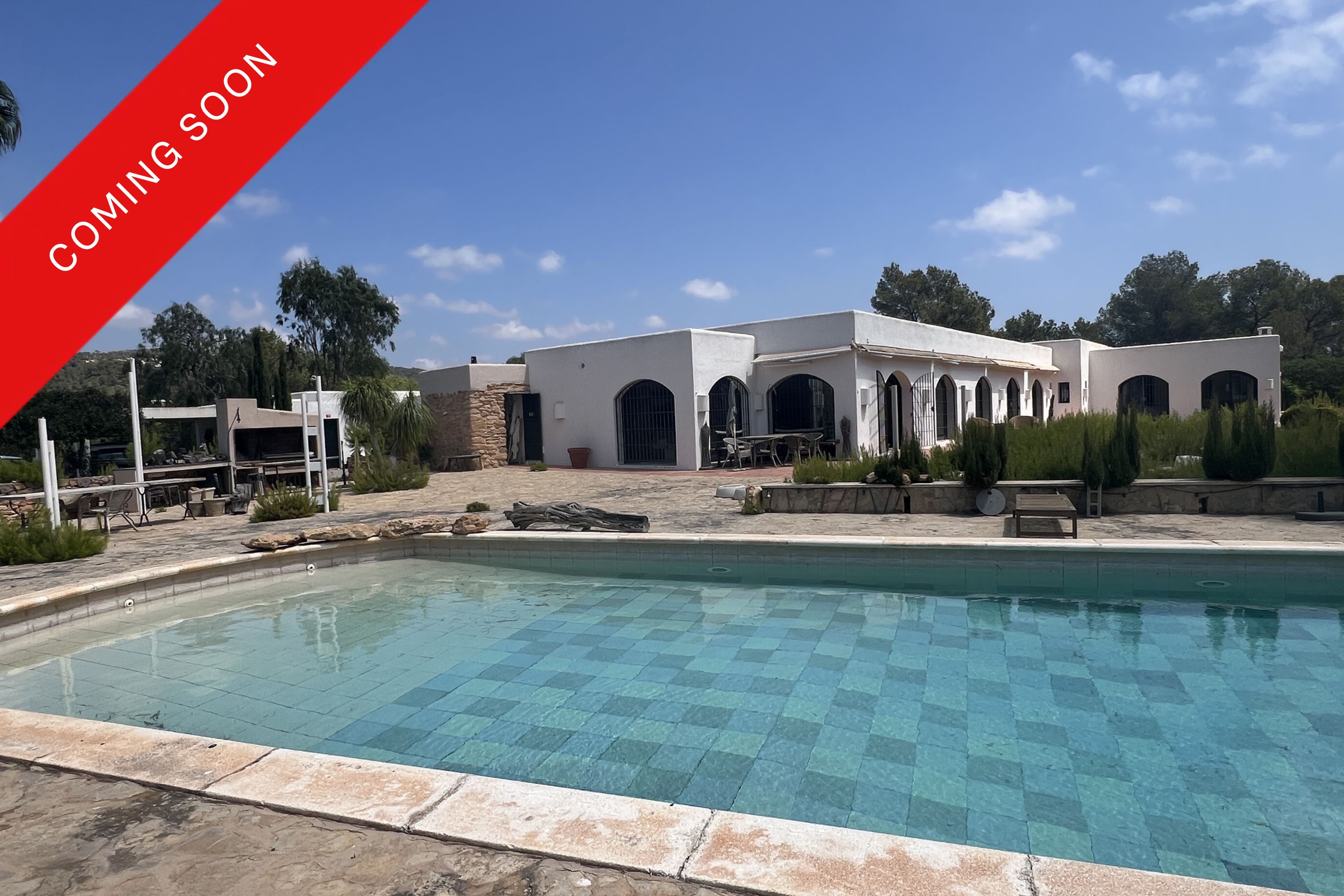 Beautiful finca with sea views near Ibiza town