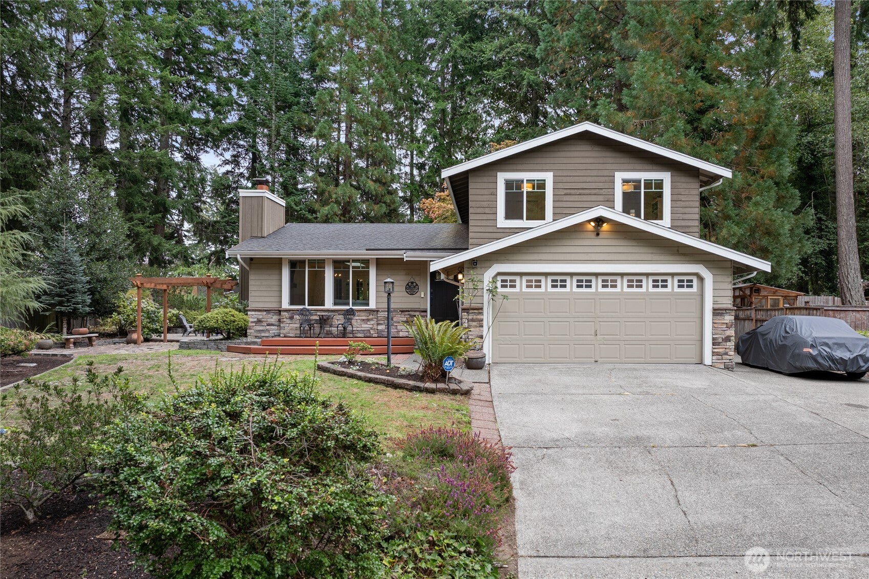 Remodeled Luxury Home with High-End Finishes & Privacy
