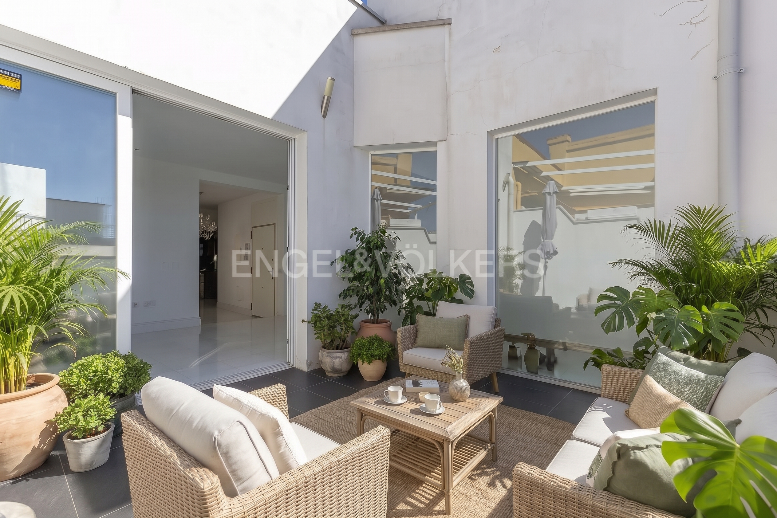 Penthouse in Goya with unique design and exceptional qualities [AI-modified]