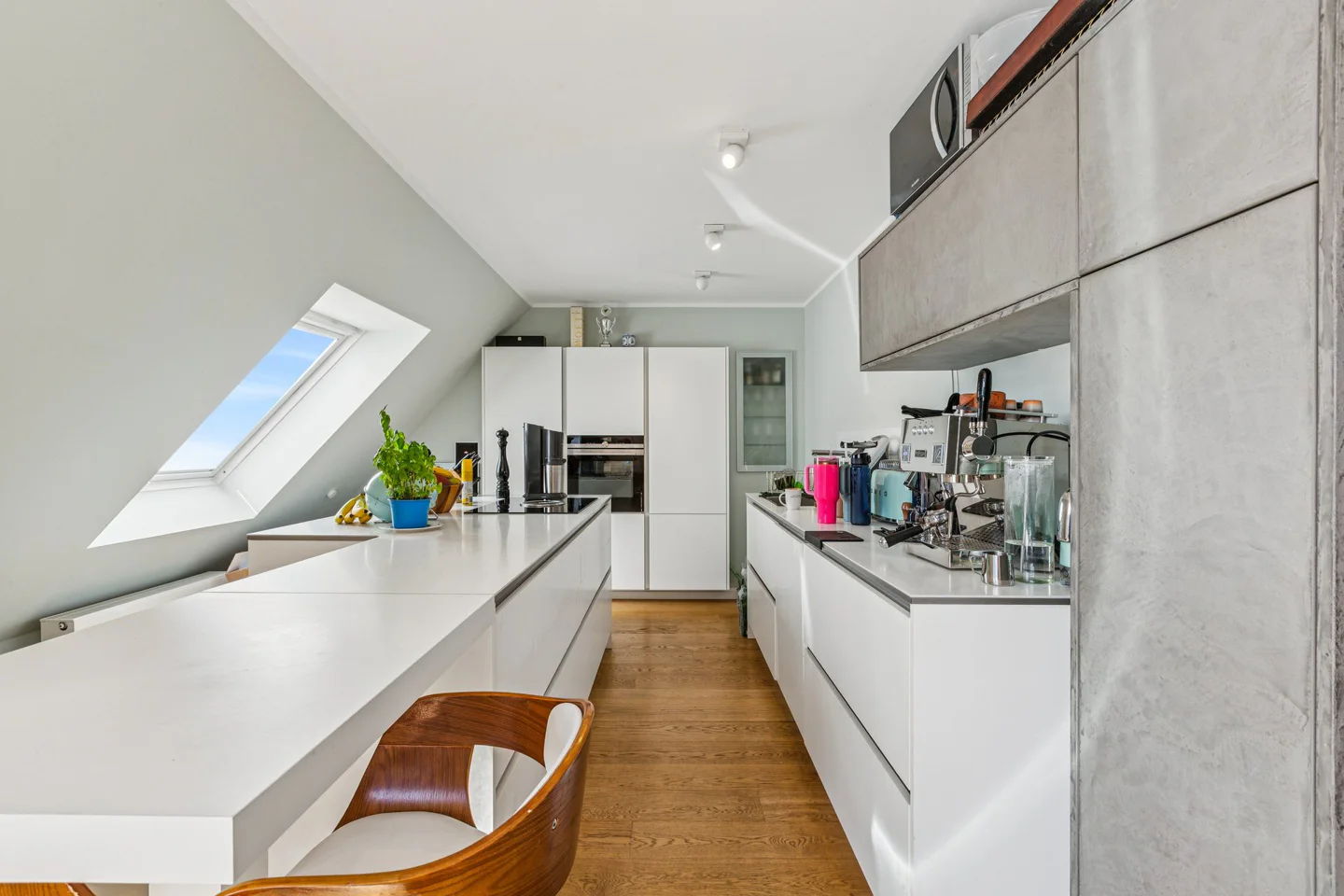 Penthouse-Flair über den Dächern der Innenstadt - Photo 4