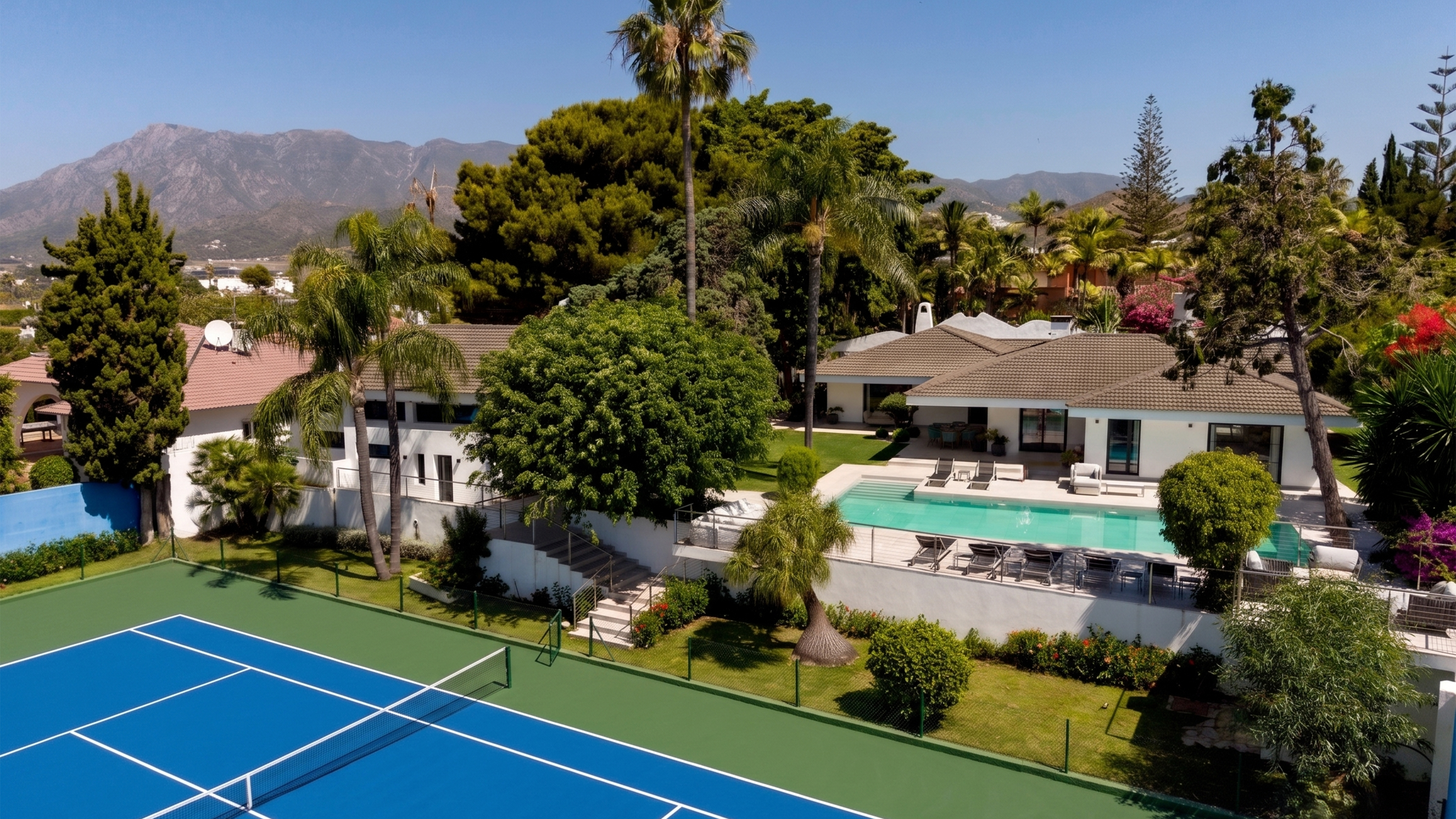 Exclusive Villa with Private Tennis Court Next to Four Seasons Resort