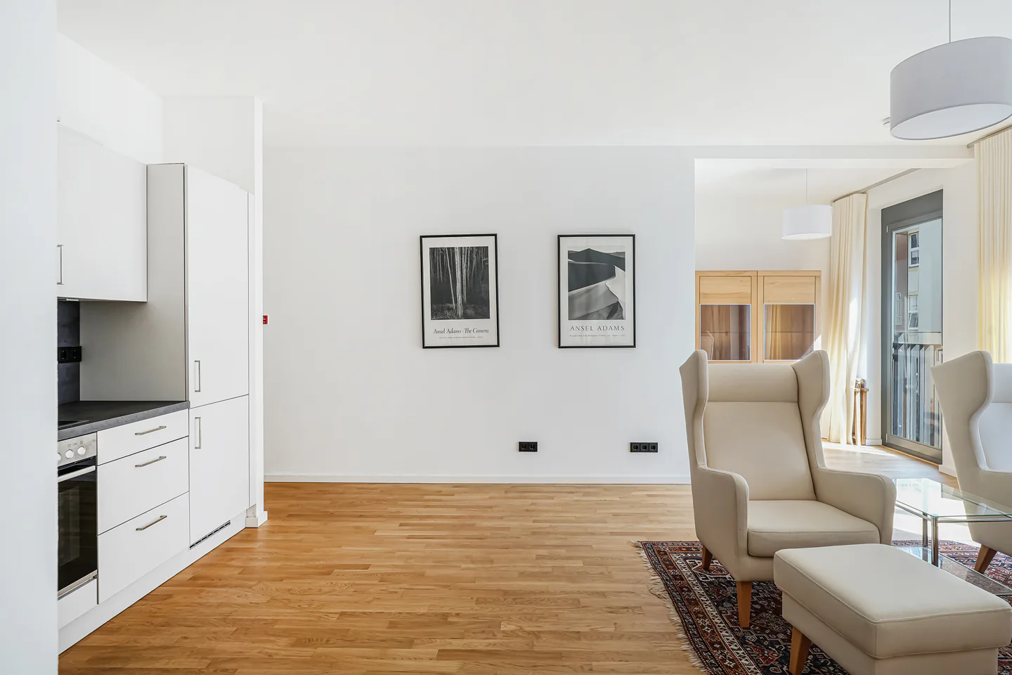 Parknah, stilvoll & bezugsfertig: Erstklassiges Design-Wohnen im Herzen von Mitte - Photo 3