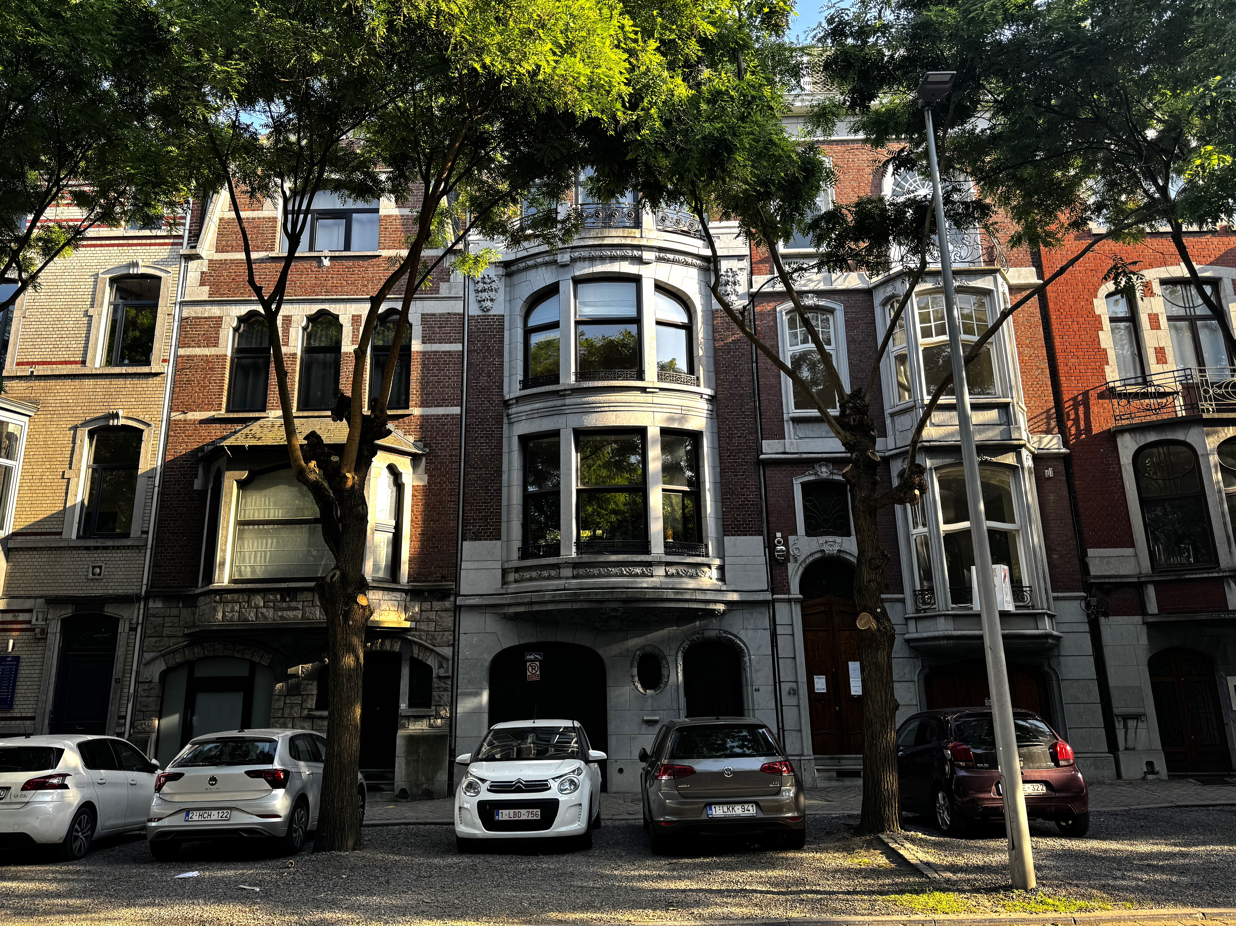 Elegant gerenoveerd herenhuis met karakter