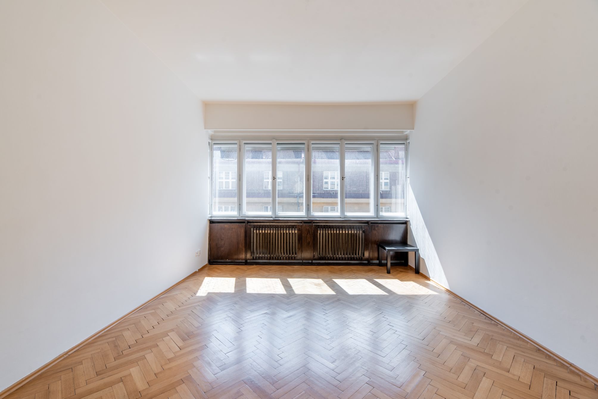 Pronájem bytu 2+1 pár kroků od stanice metra Flora