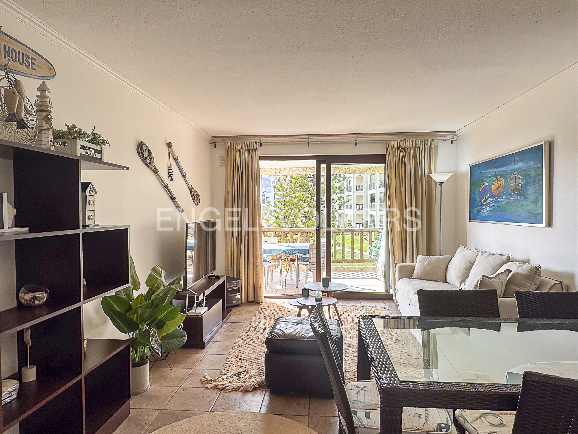 Se vende hermoso departamento Punta Puyai