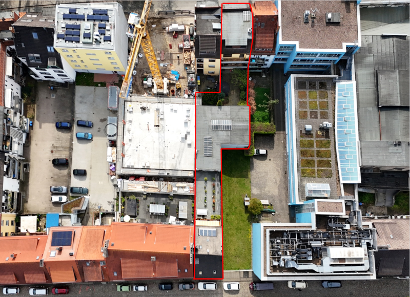 Gepflegtes Mehrfamilienhaus, Einfamilienhaus und Gewerbehalle in der Neustadt