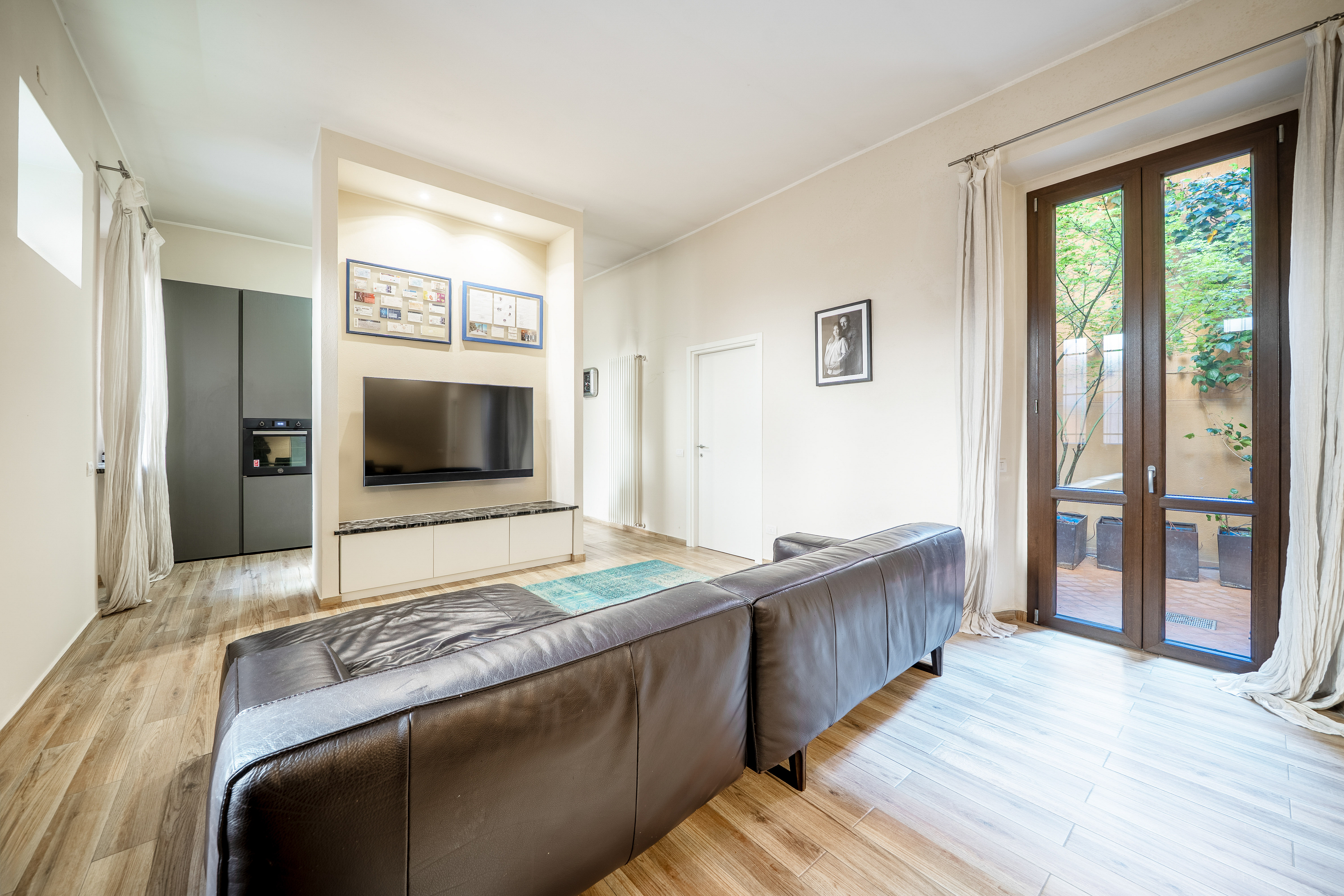 Charming Two-Bedroom Apartment with Garden
in via Giordano Bruno