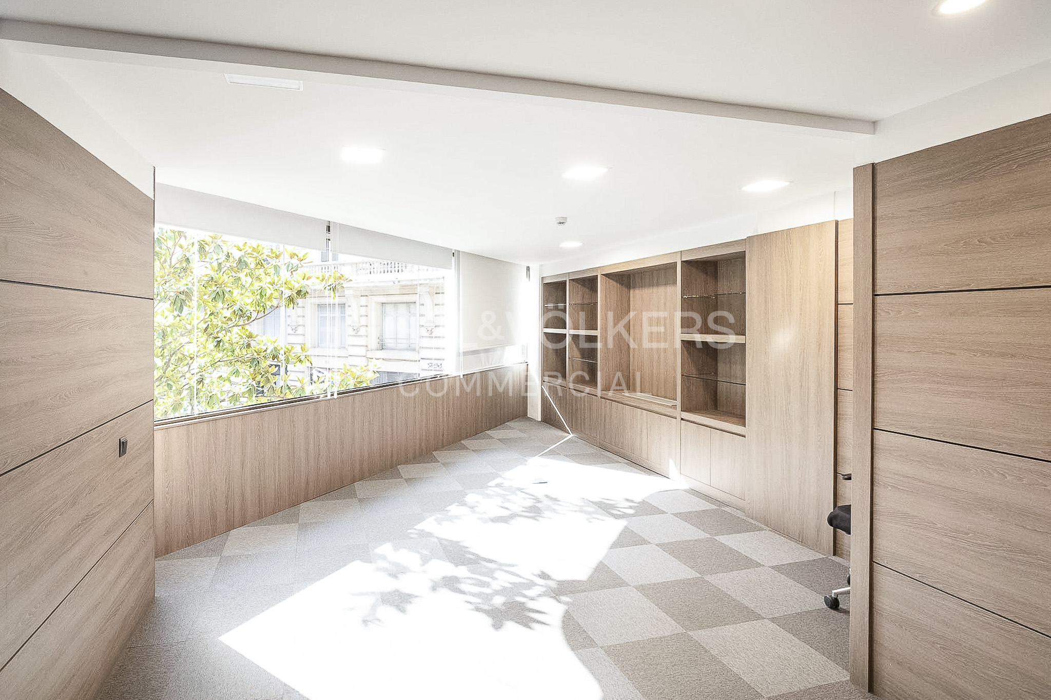 Céntrica oficina de casi 500m² en Aribau/Diagonal