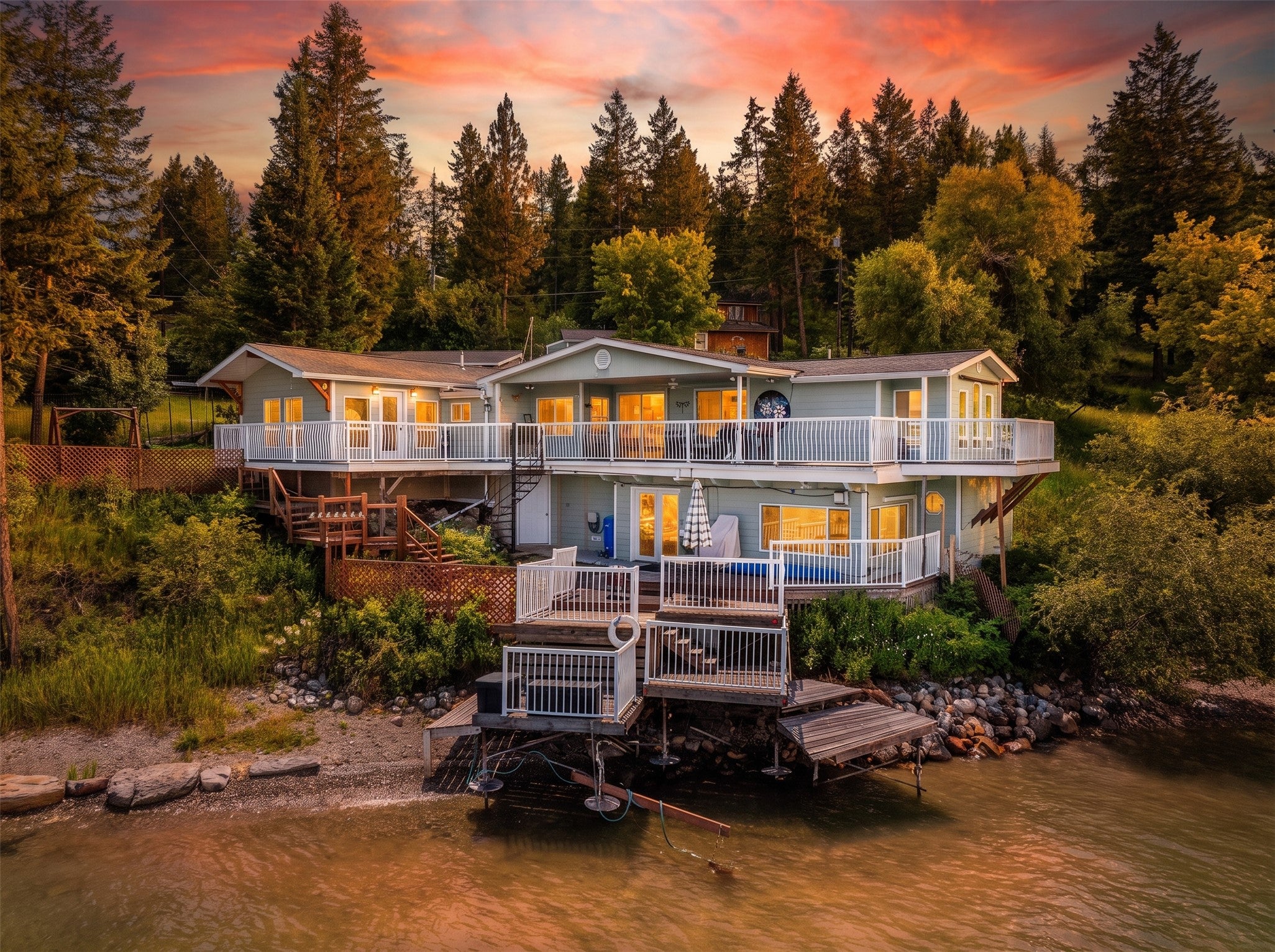 Lakefront Comfort on Foys Lake