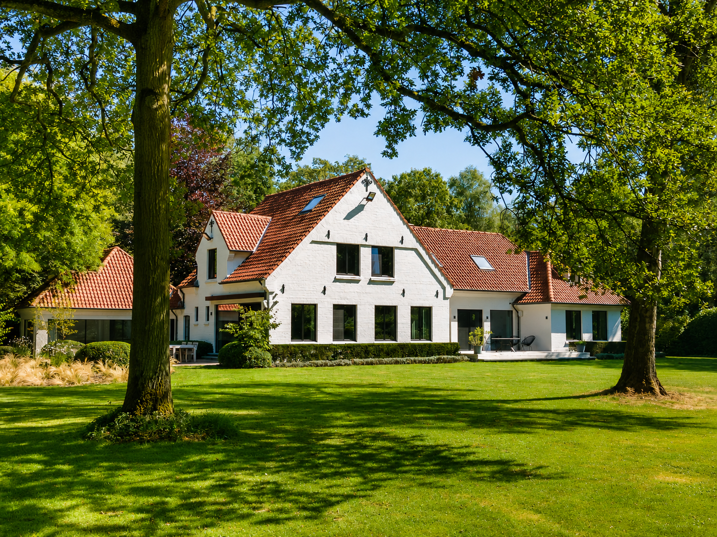 Volledig gerenoveerde villa op uitzonderlijk parkdomein!