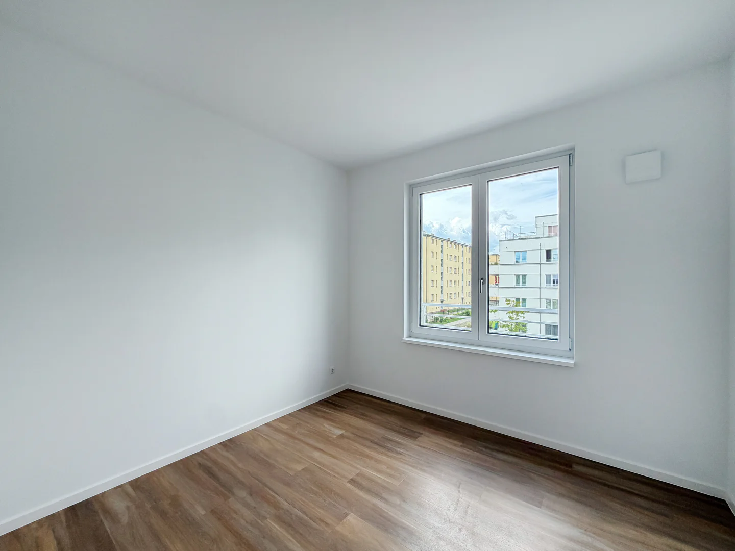 Exklusive 4-Zimmer Wohnung in den "Alboingärten" - Photo 2