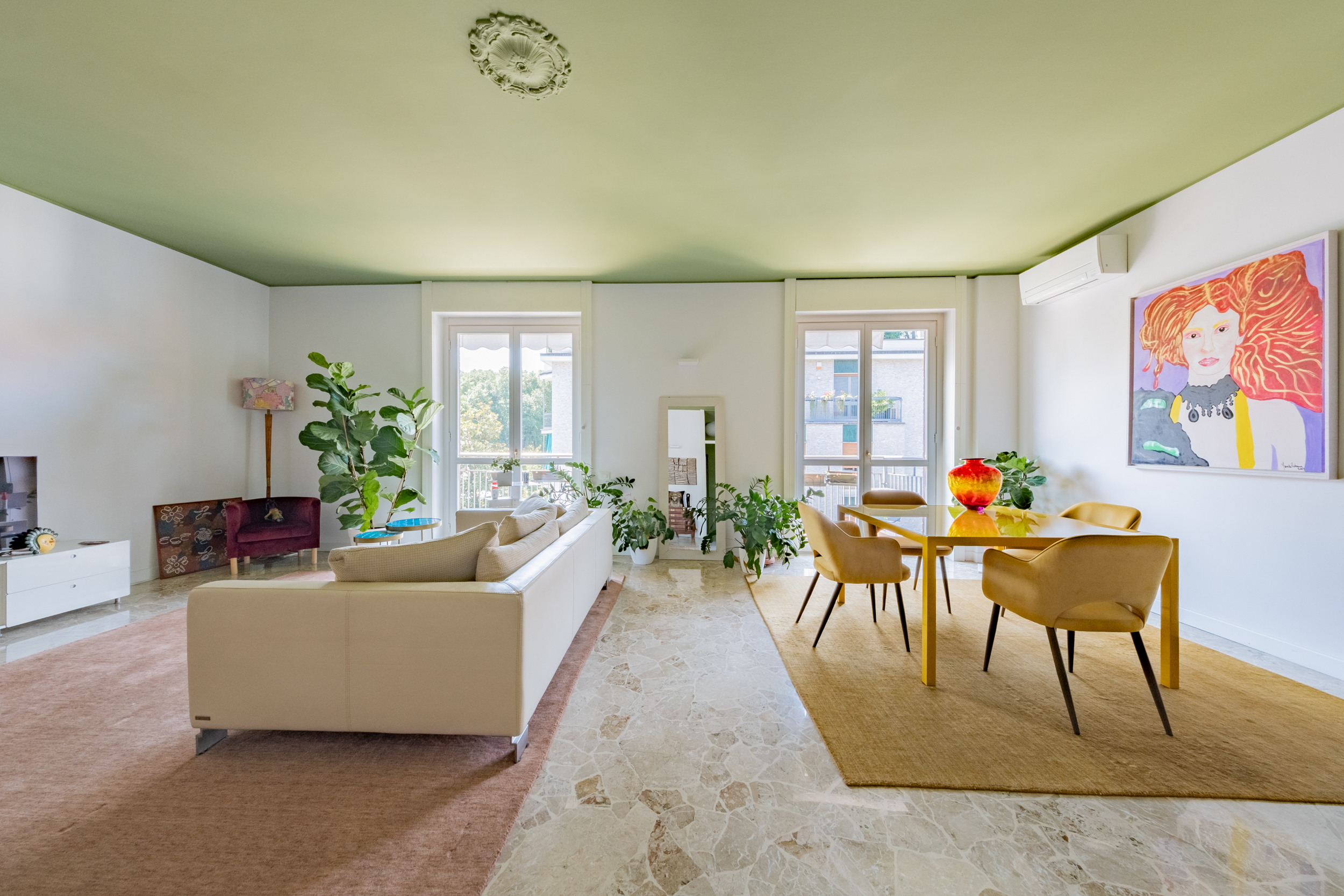 Charm and elegance in Piazza Piemonte