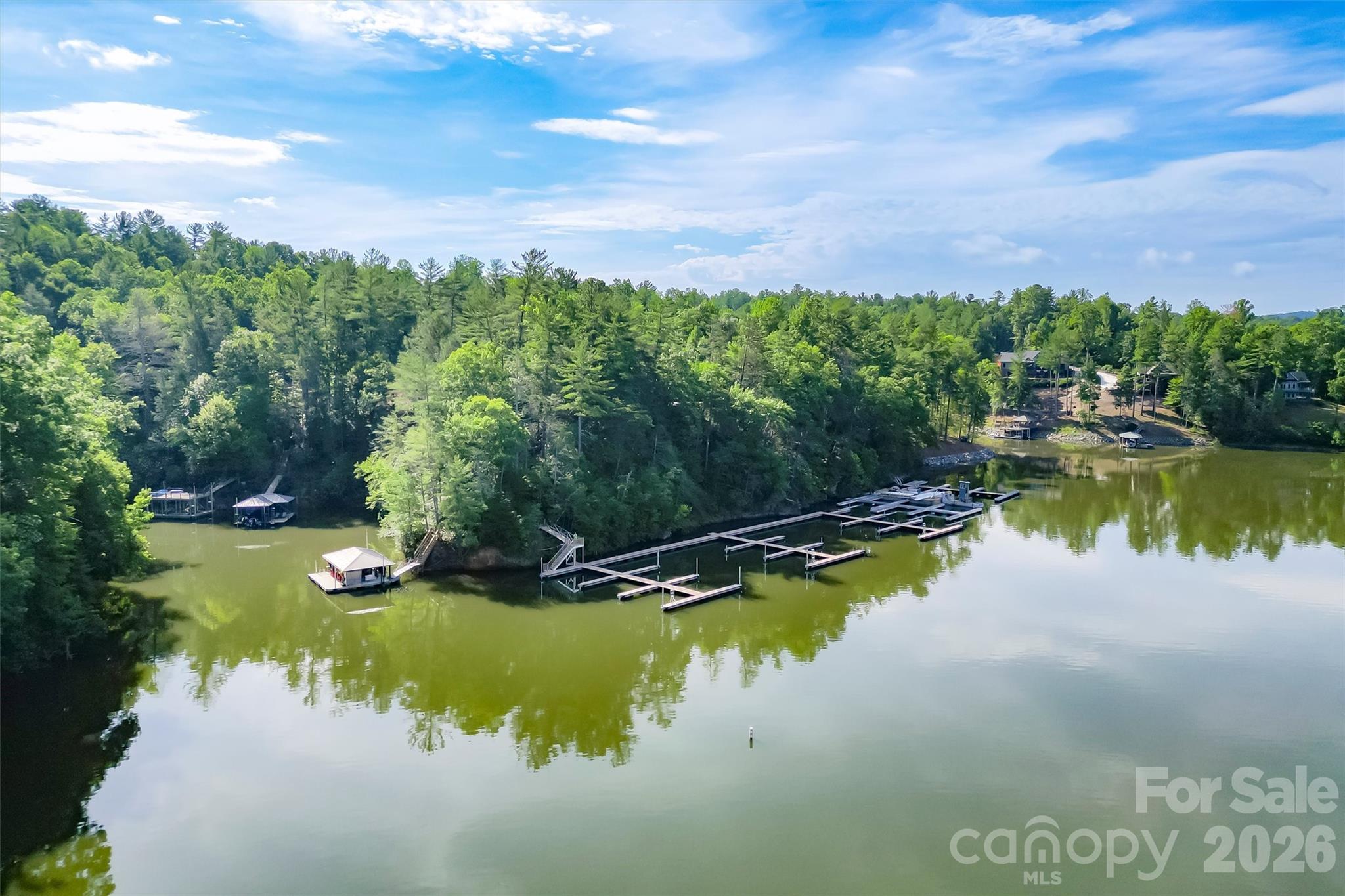 10 acres with a deeded boatslip