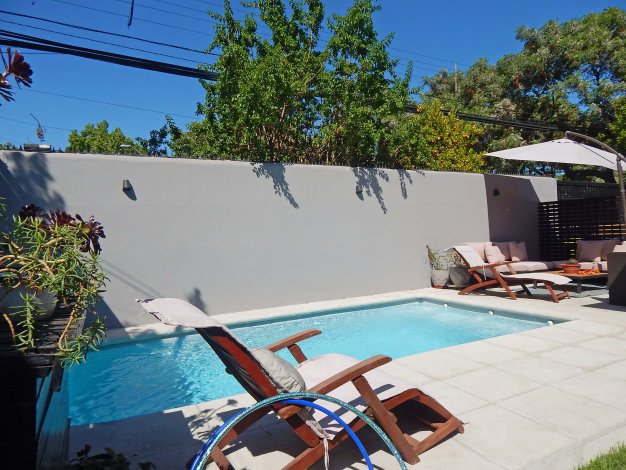 Casa  en venta cercana a Colegio Alianza Francesa