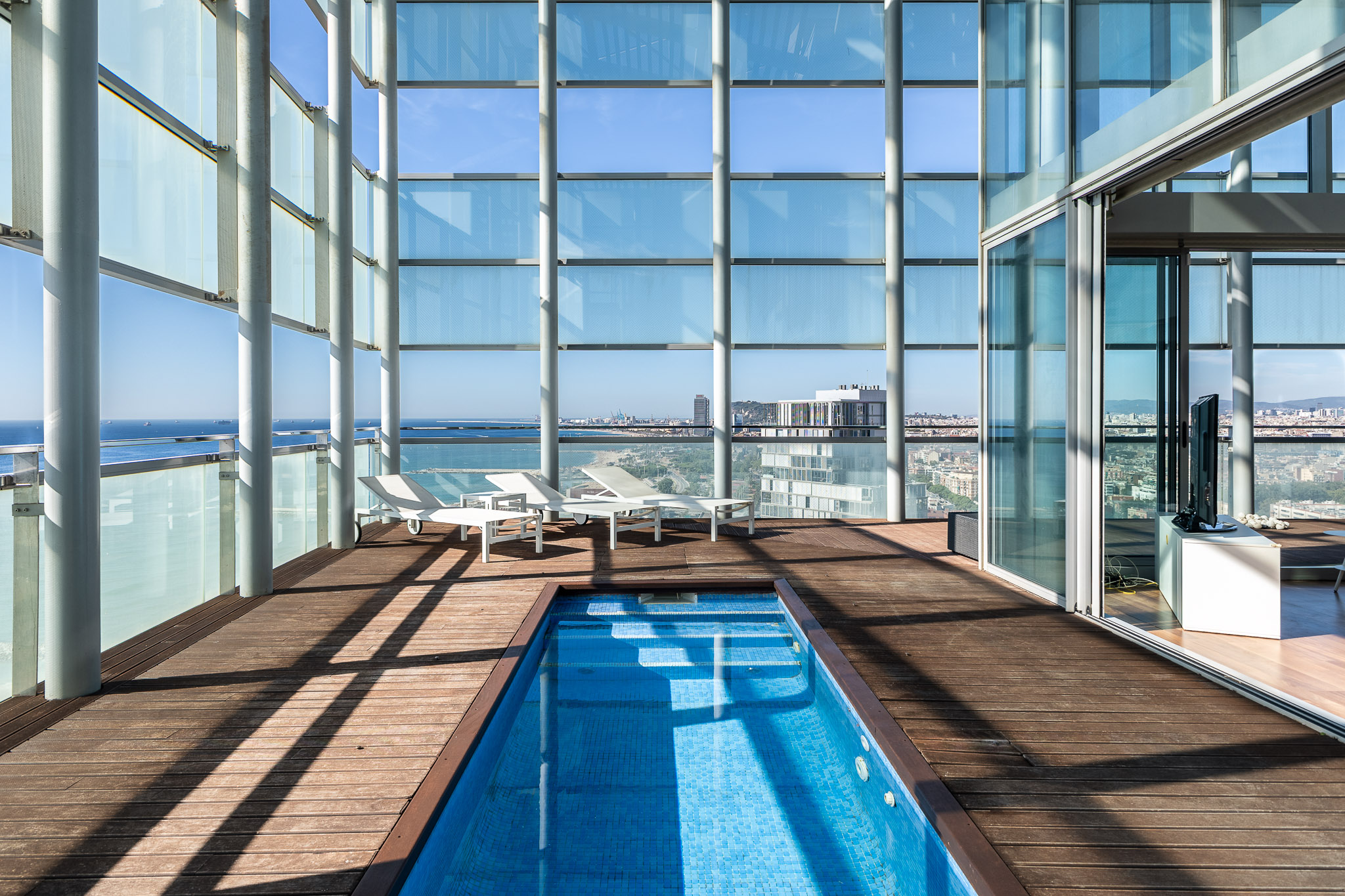 Amazing penthouse duplex by the sea