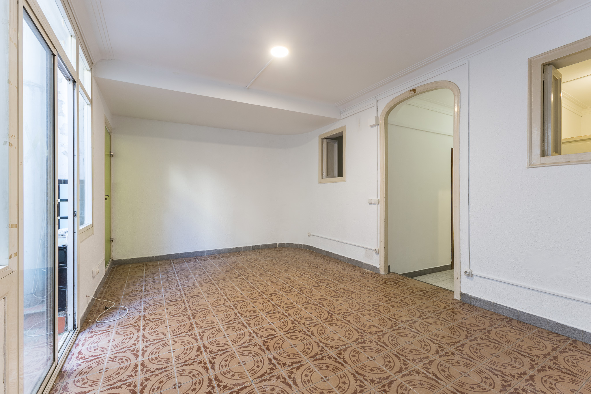124 m² apartment, 5 bedrooms and private terrace in the Gràcia neighborhood