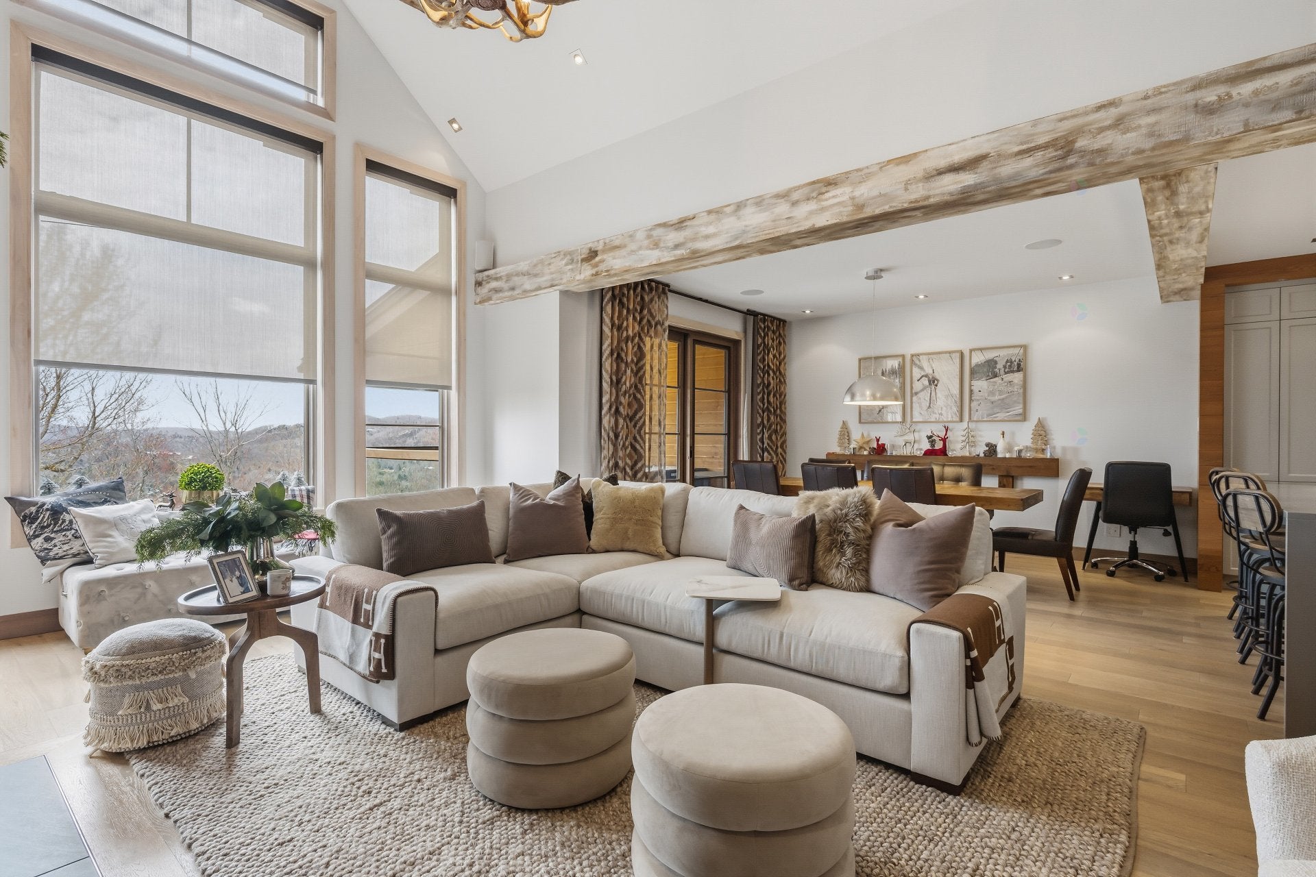 Ski-in / ski-out property with spectacular views on lake.