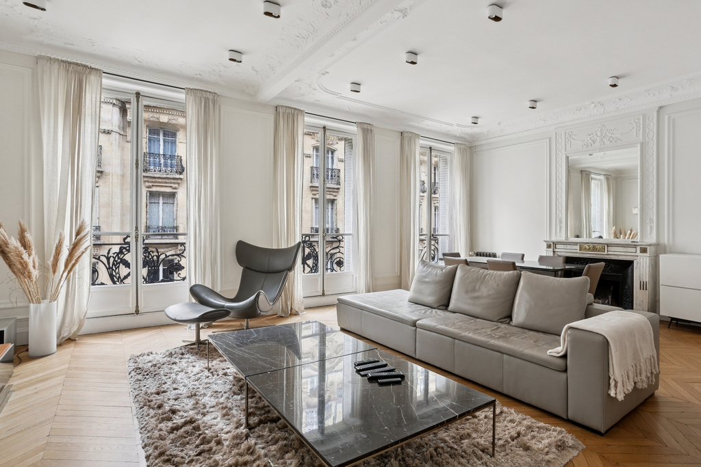 Paris XVII-Courcelles-Wagram - Appartement familial - 4 chambres