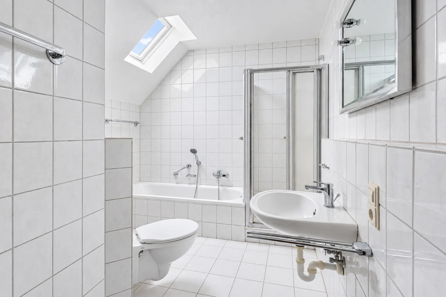 Attraktive 3,5-ZKB-Wohnung mit Westbalkon in Maikammer! - Photo 3