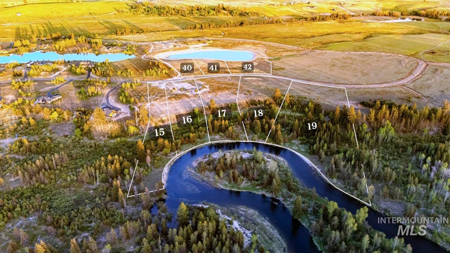 Remarkable Lakefront Homesite Within Coveted River Ranch
