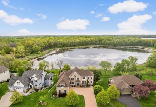 Luxury 6-Bed Estate Backing to Park Reserve