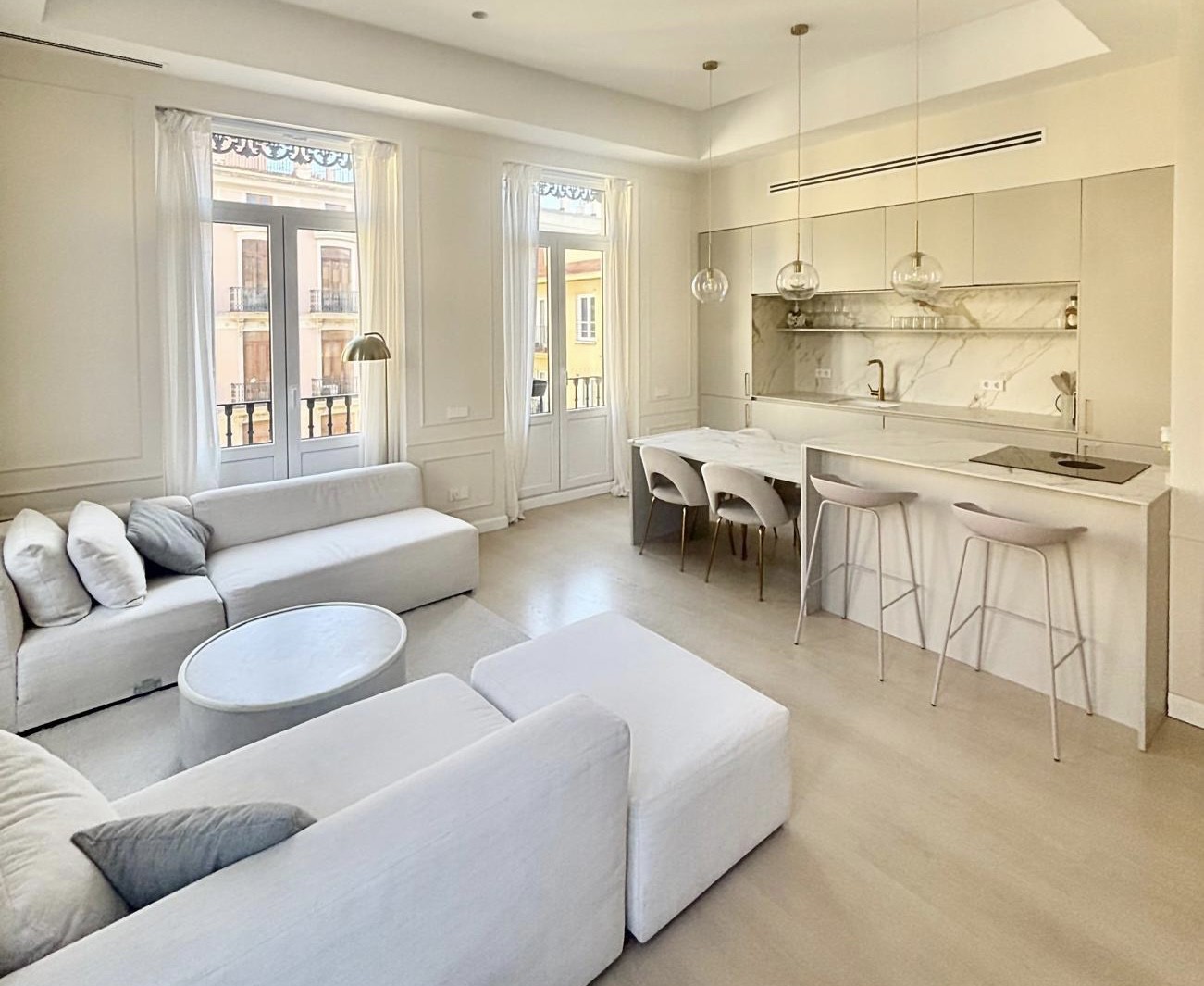 Beautiful refurbished apartment in "El Mercat" for short term