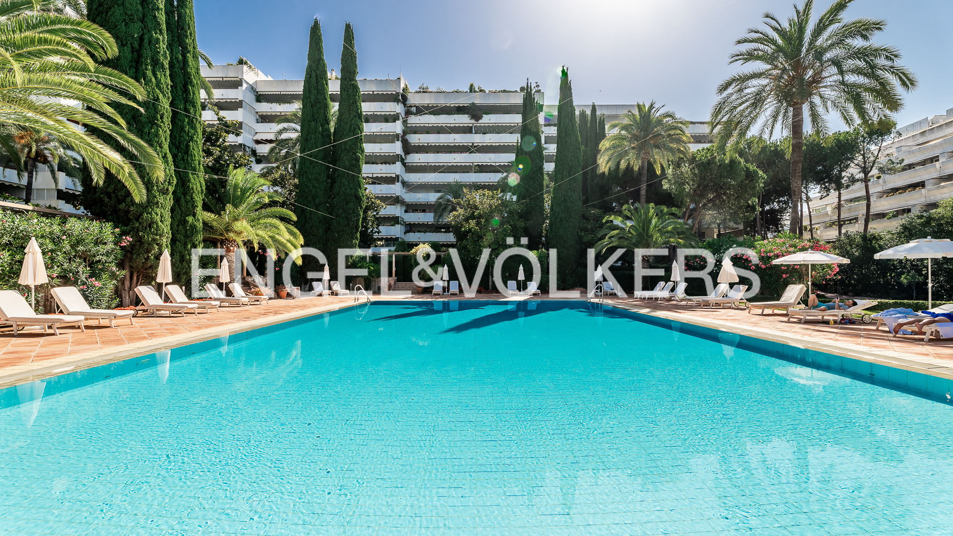 Don Gonzalo, Prime Location in Marbella, Steps Away From the Beach