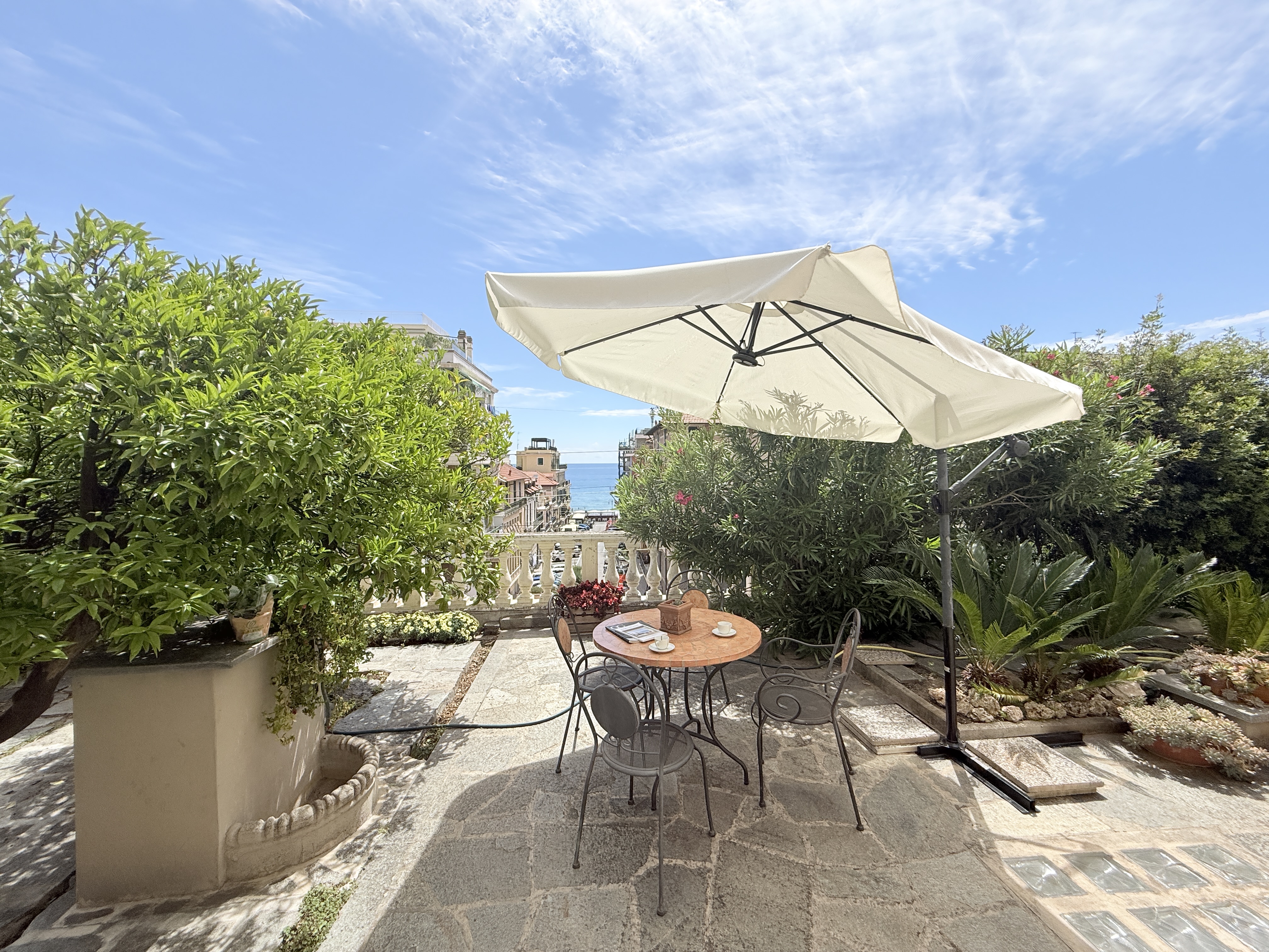 Villa apartment with large private outdoor space