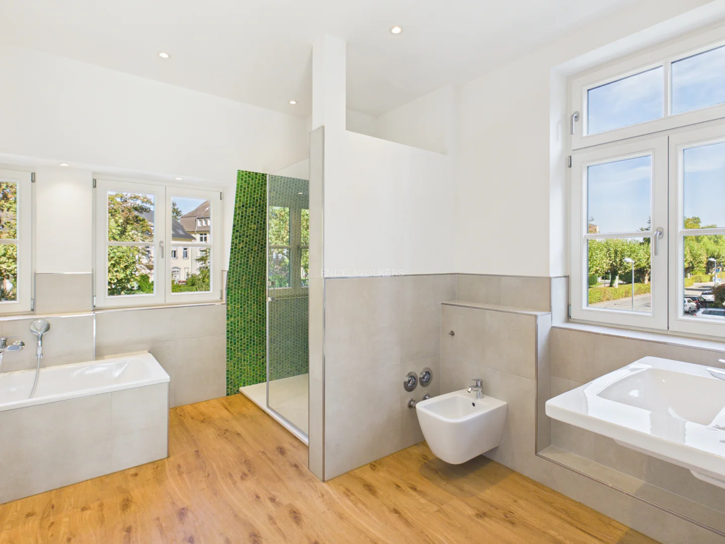 Erstbezug nach Kernsanierung - Exklusives Wohnen in einer Architektenvilla in Rheinnähe - Photo 5