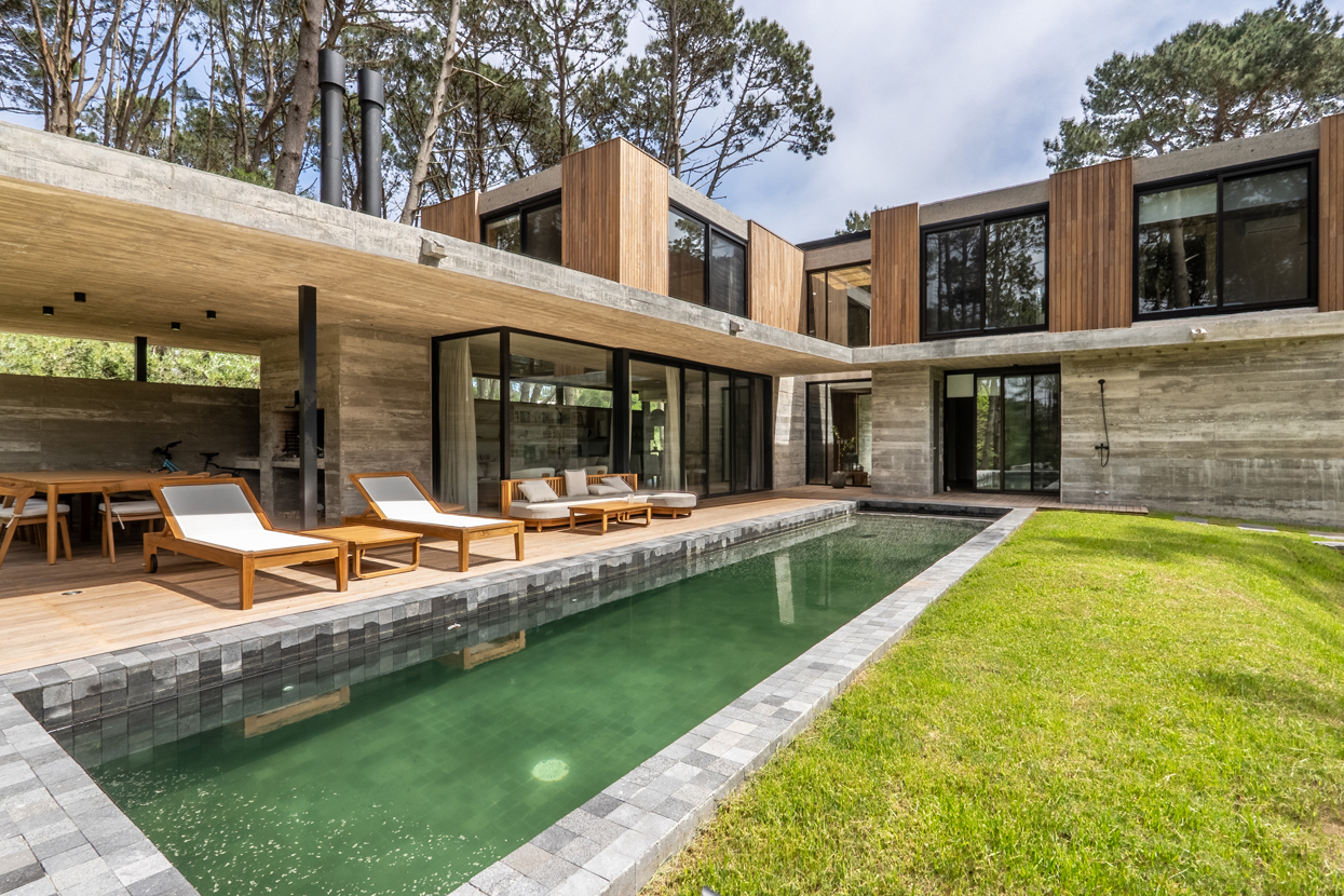 Design and quality home in Montoya Reserve