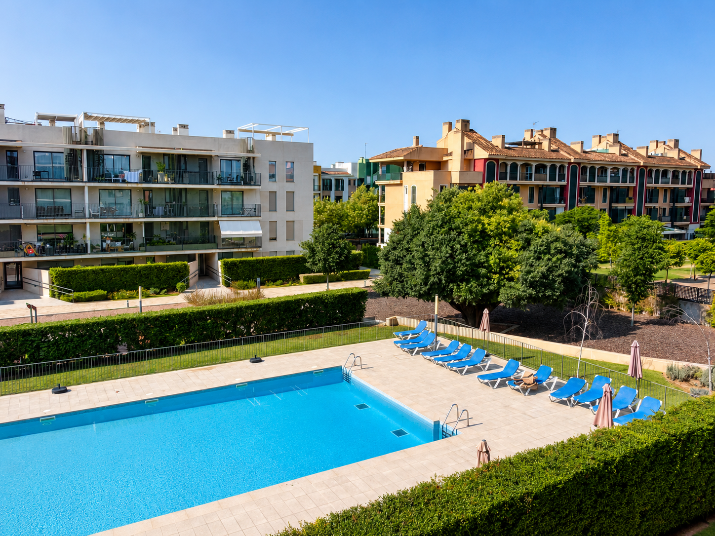 Apartament exclusiu amb piscina comunitària